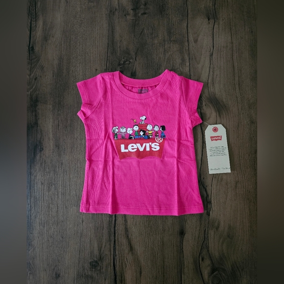 Levi's Shirts & Tops Levis Peanuts Tshirt Poshmark